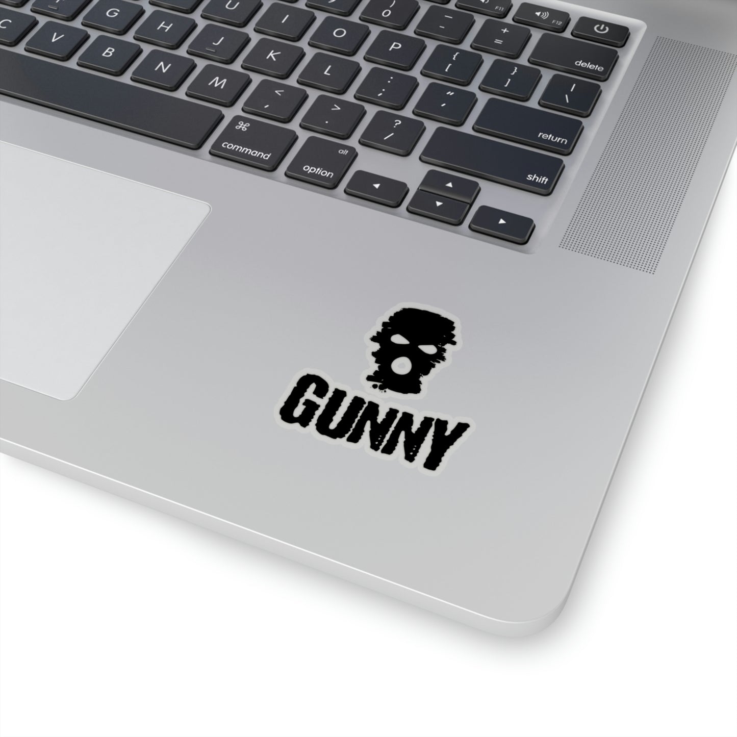 Kiss-Cut GUNNY Ski Sticker
