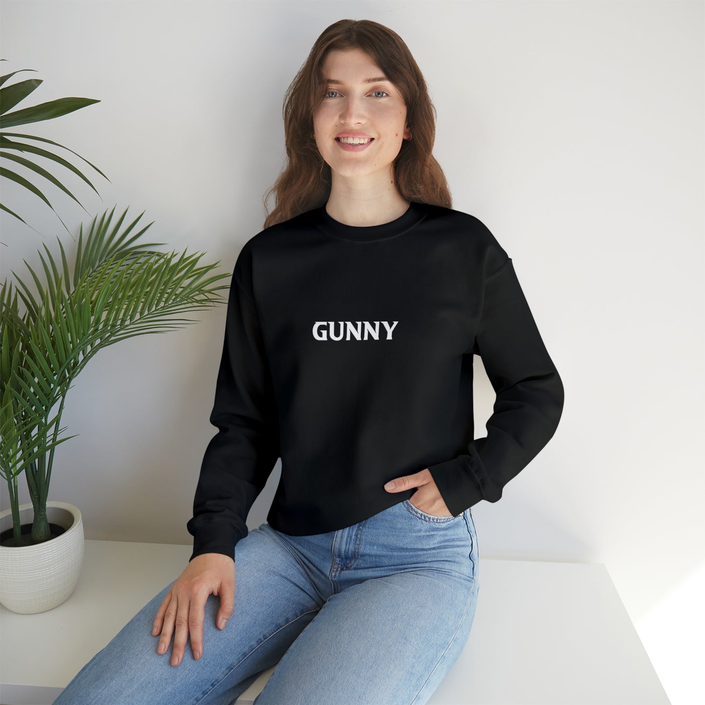 GUNNY Crewneck