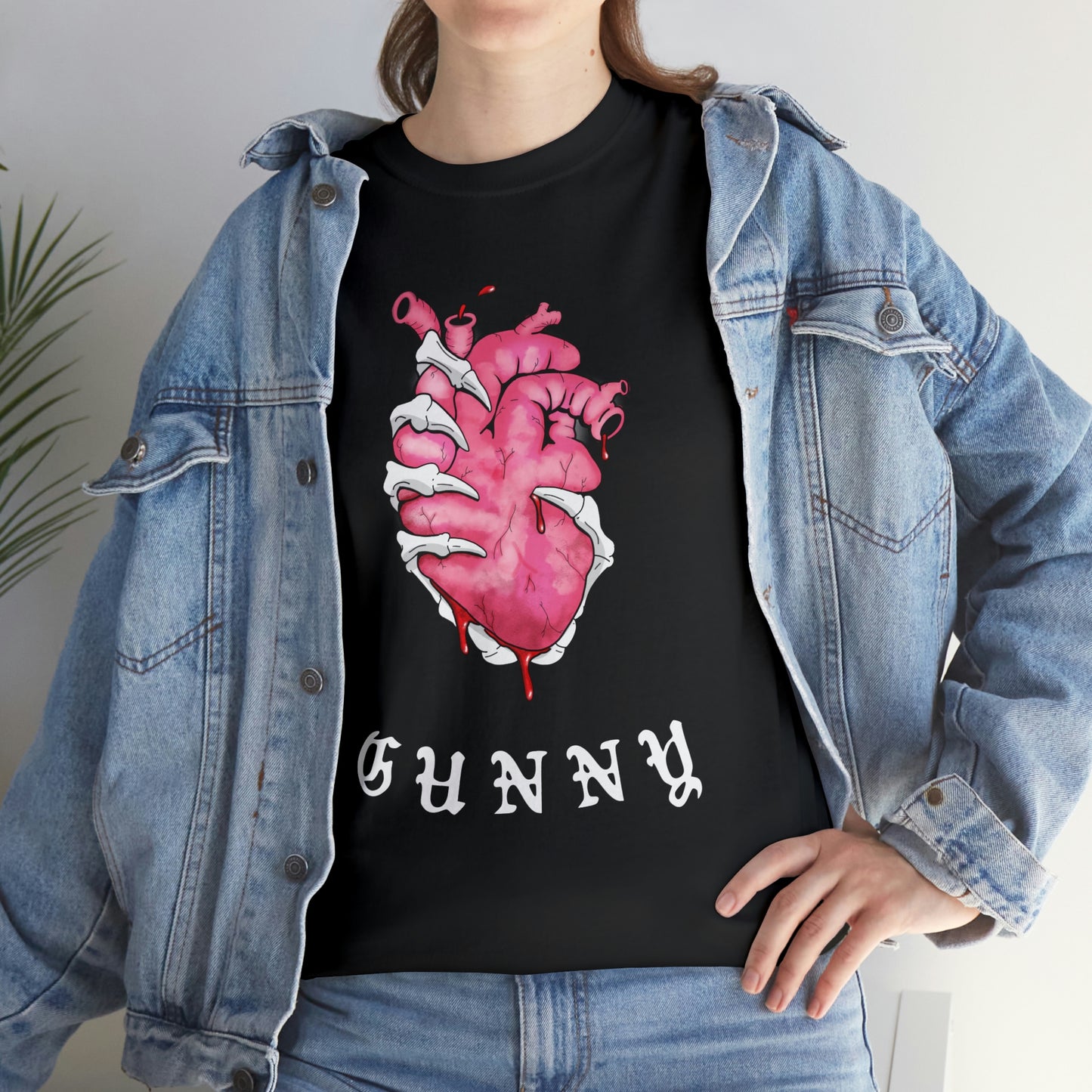 GUNNY At Heart Tee